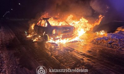 kigyulladt autó Mezőhegyesen