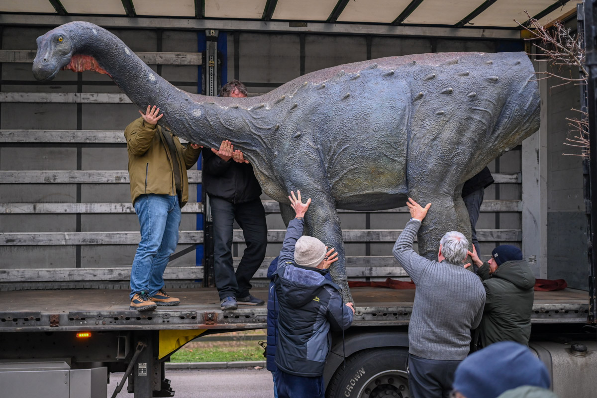 Dinoszauruszok érkeztek a Munkácsy Mihály Múzeumba
