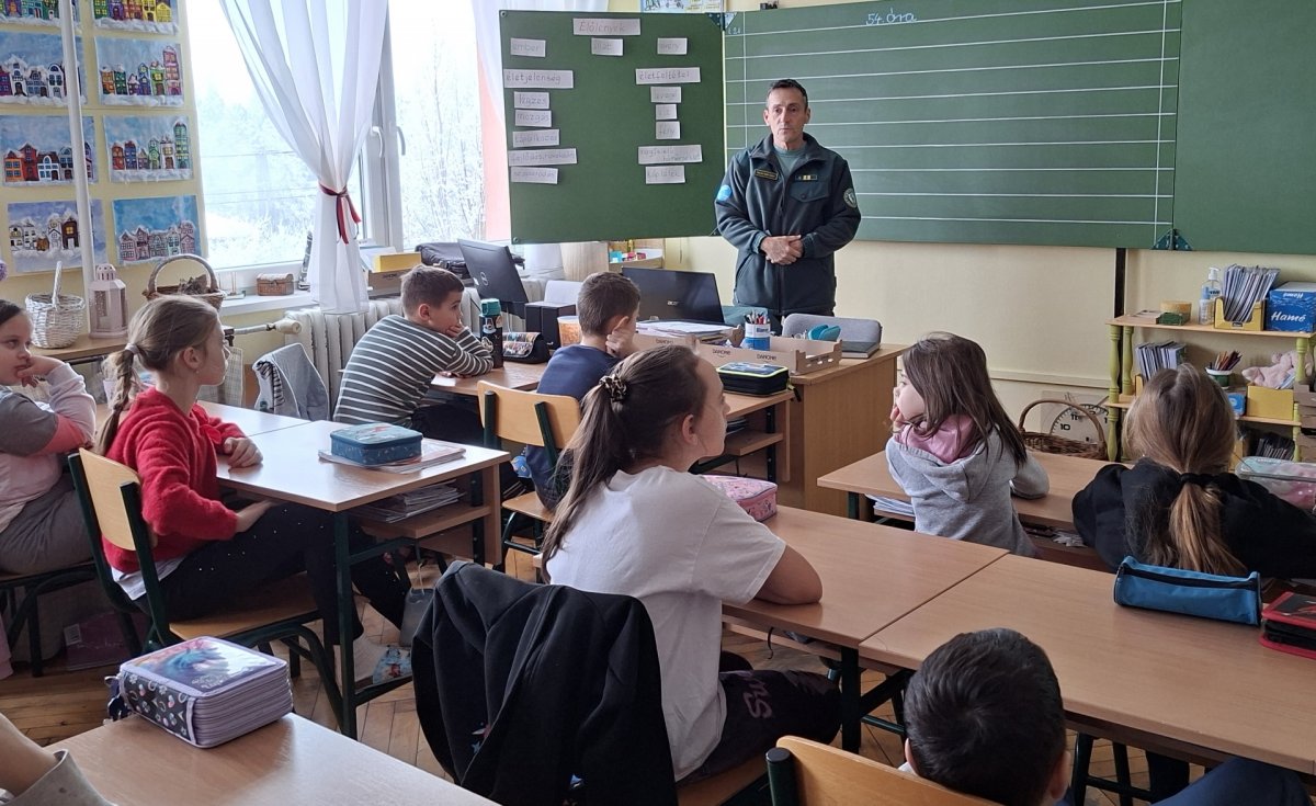 madárvonulás titkaival ismerkedtek a gyerekek