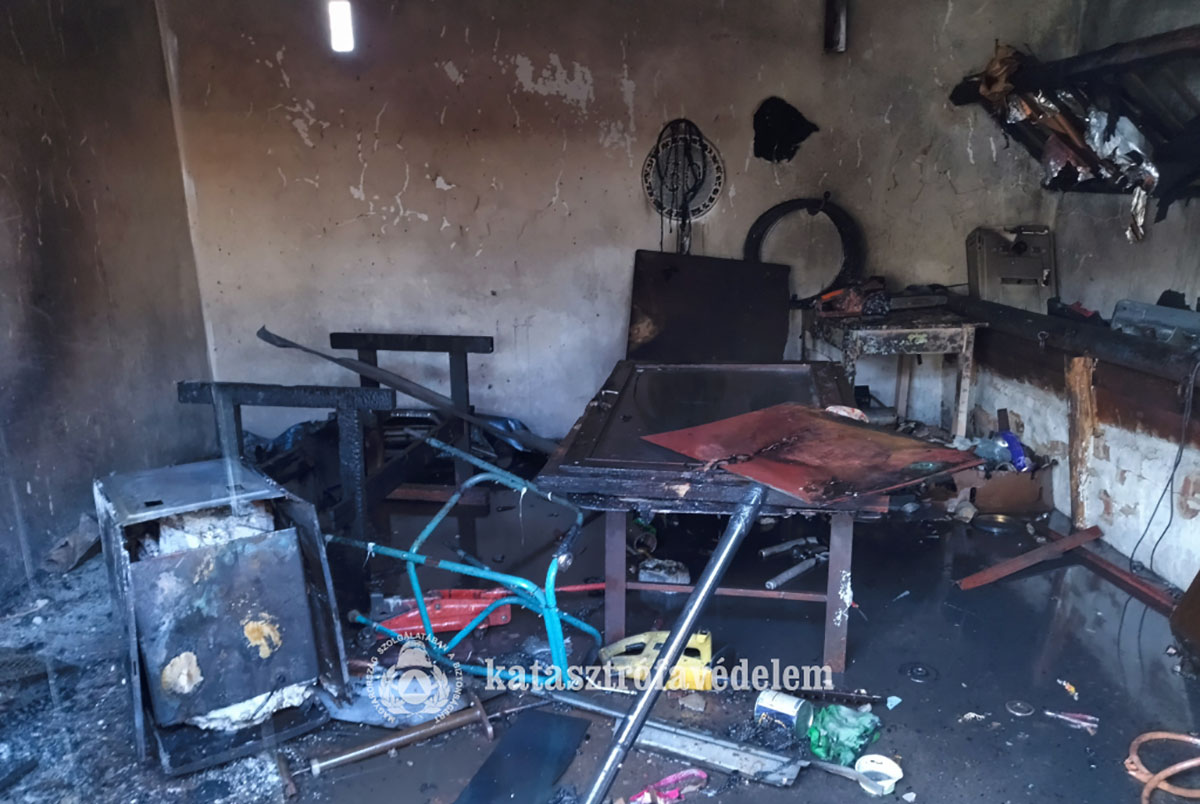 Kigyulladt egy autókozmetikai műhely Békéscsabán