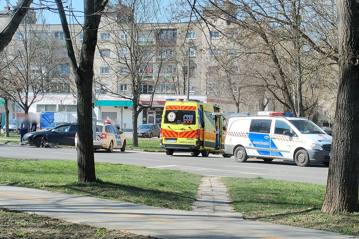 Egy autós elütött egy kerékpárost Békéscsabán