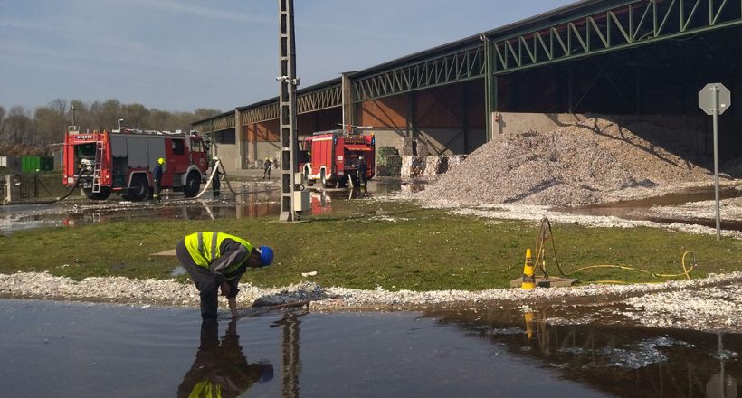 tűz ütött ki békéscsabai üzemben