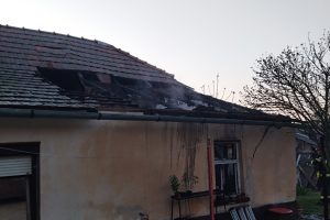 Egy gádorosi családi házban csaptak fel a lángok