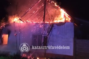 kigyulladt egy kunágotai lakóház