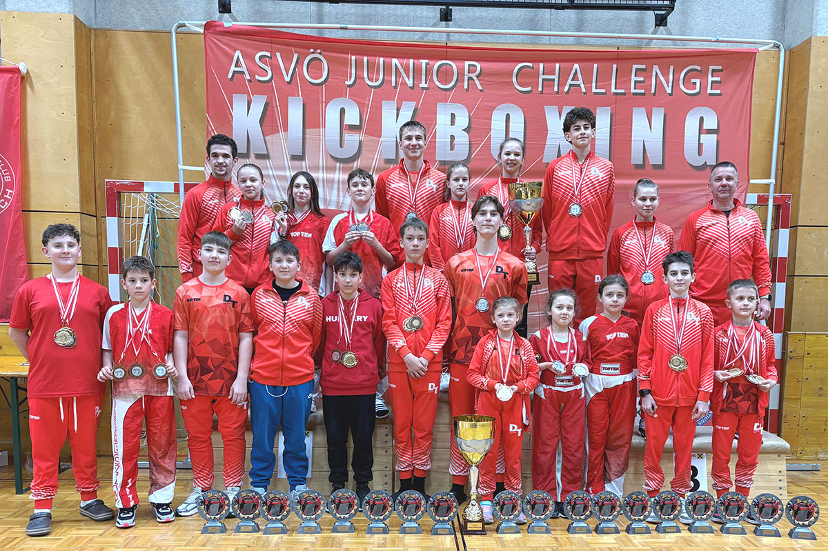 Éremzuhatag Ausztriában: taroltak a békéscsabai kick-boxosok az ASVÖ Junior Challenge-en