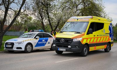 kék, rendőr, rendőrség, police, igazoltatás, mentő