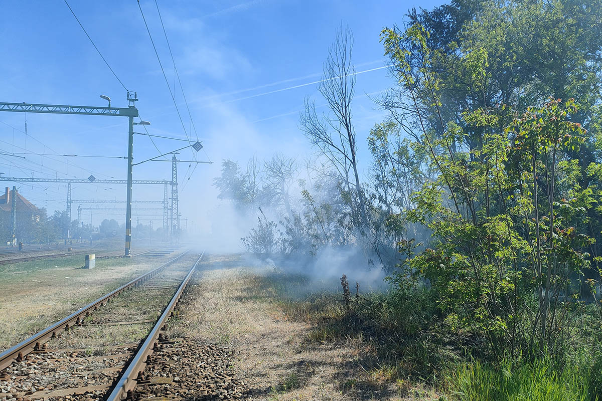 kigyulladt szeméttelep Békéscsabán