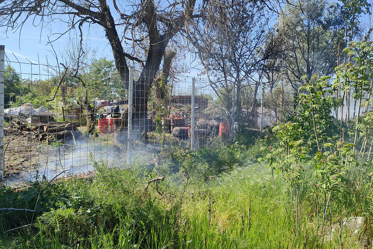 kigyulladt szeméttelep Békéscsabán