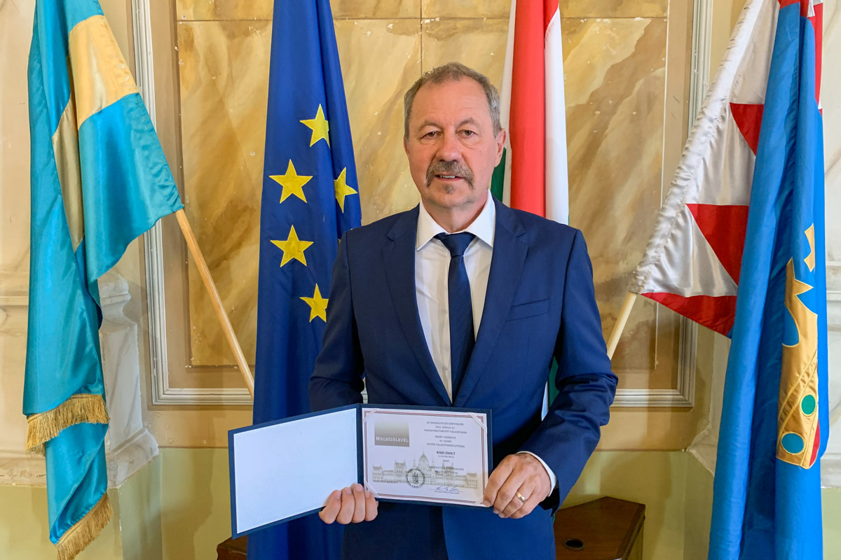 Ráki Zsolt ugyancsak ávehette megbízólevelét Gyulán