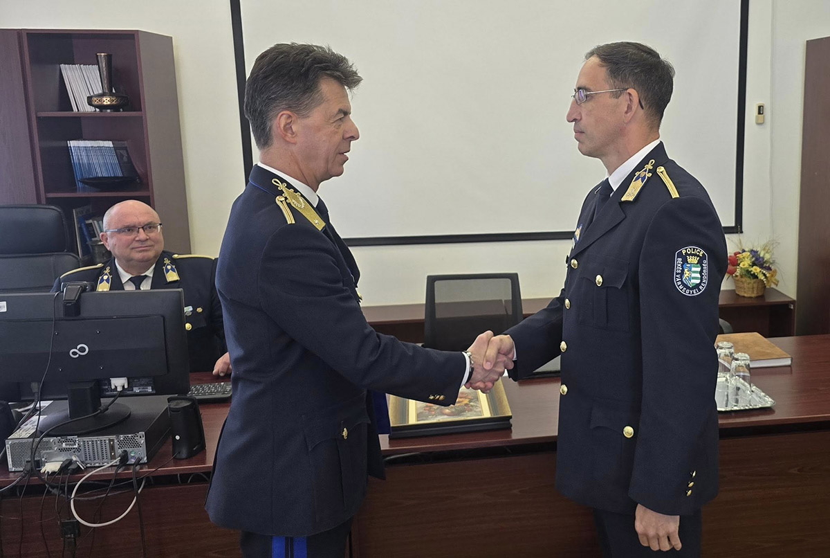 Gombkötő Csaba r. ezredes