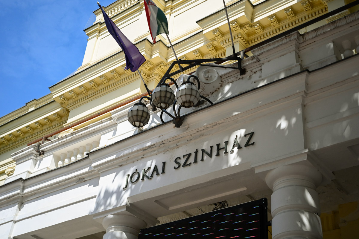 Elérkezett a Városházi Esték ideje, de már az új évadra is készül a Jókai Színház