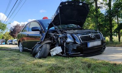 kidöntötte a villanyoszlopot