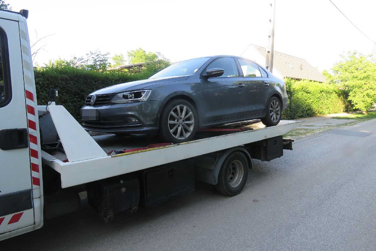 Melltartóból és alsónadrágból kerültek elő a droggyanús tasakok Békéscsabán