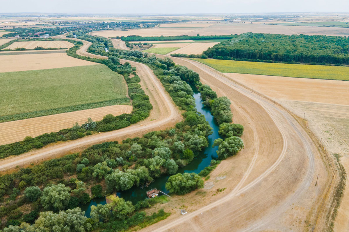 Megfelelő a Fekete-Körös vízminősége, feloldották a fürdési tilalmat