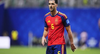 Merino késői góljával jutott elődöntőbe Spanyolország