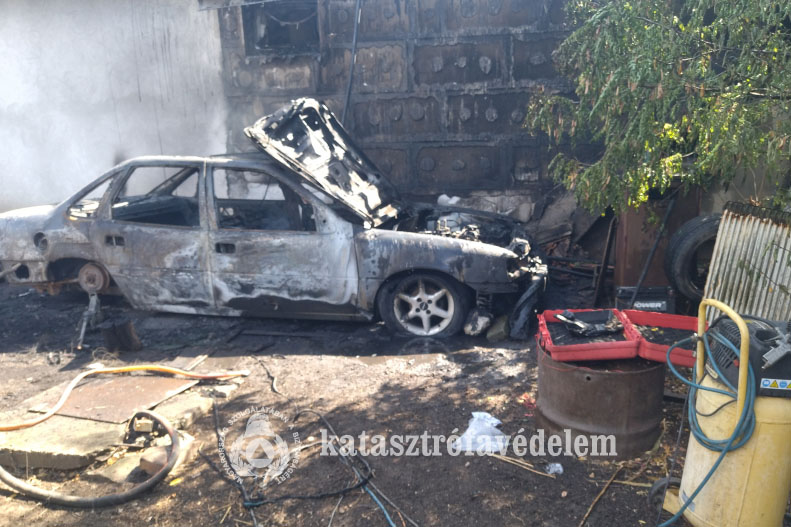 Hegesztés közben gyulladt ki egy személyautó Békésen