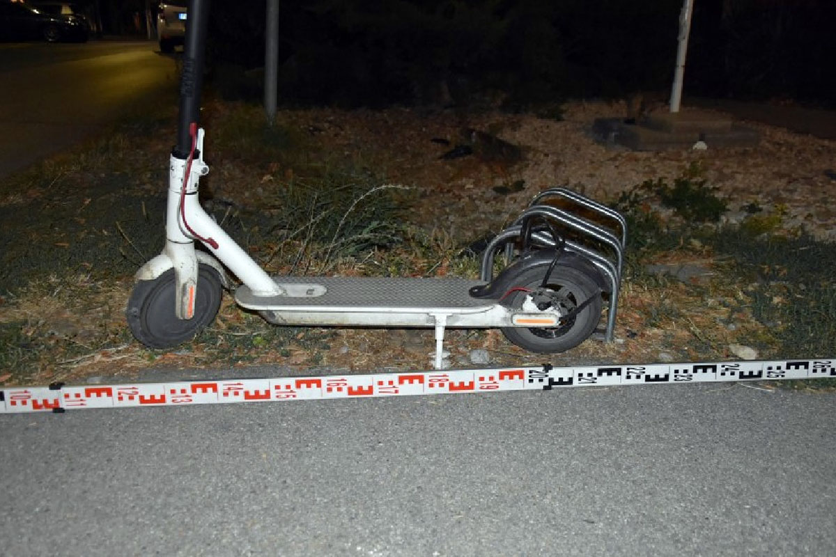 Újabb rollerlopások miatt kezdeményezték egy 19 éves férfi letartóztatását