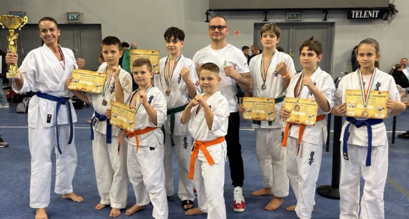 Hét éremmel tértek haza az orosházi karatésok a Bushido Kupáról