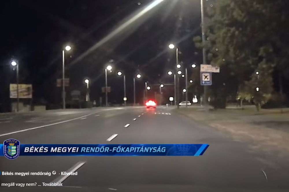Rendőrautó kamerája rögzítette a veszélyes szabálytalanságot Békéscsabán